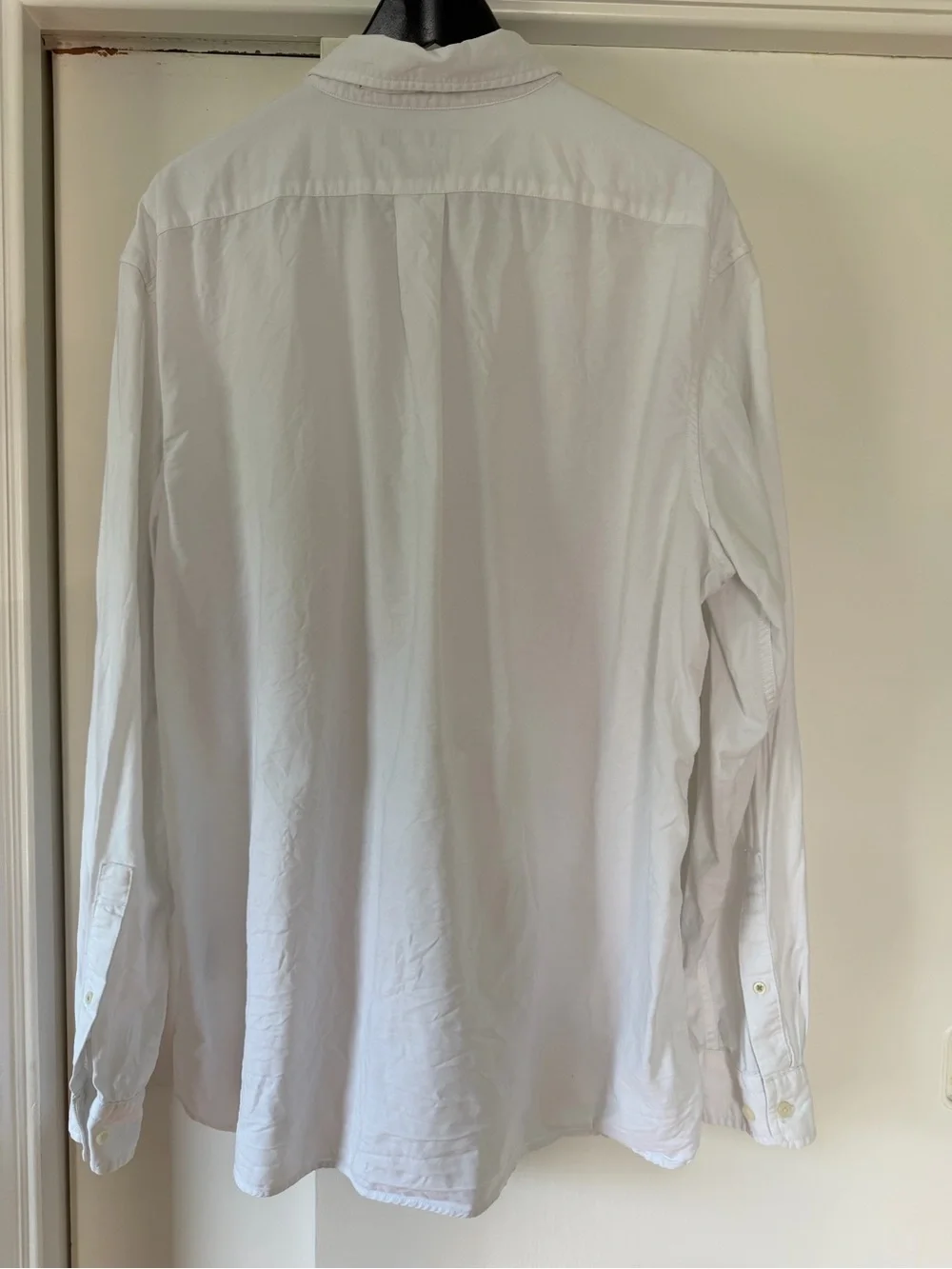 Banana Republic clean white
